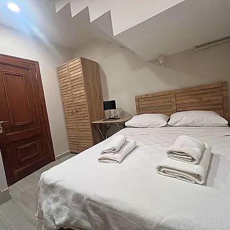 Hotel La Perla 3*