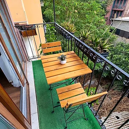 La Perla Hotel